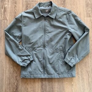 ALO Yoga torrent overshirt